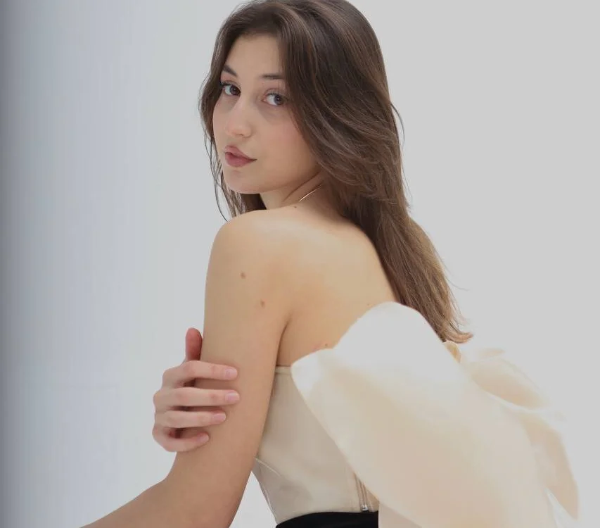 GrandeLexus' Offline XXX Chat