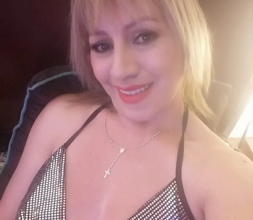 Offline XXX chat KLOE_PIELL