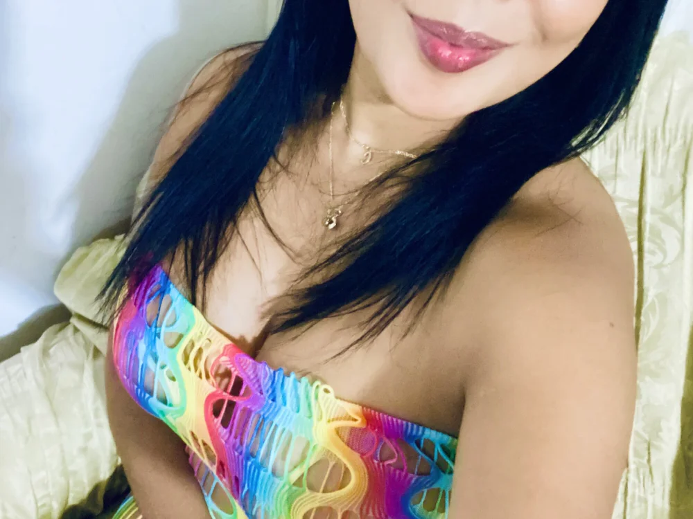 RoseMonroe20's Offline Chat Room