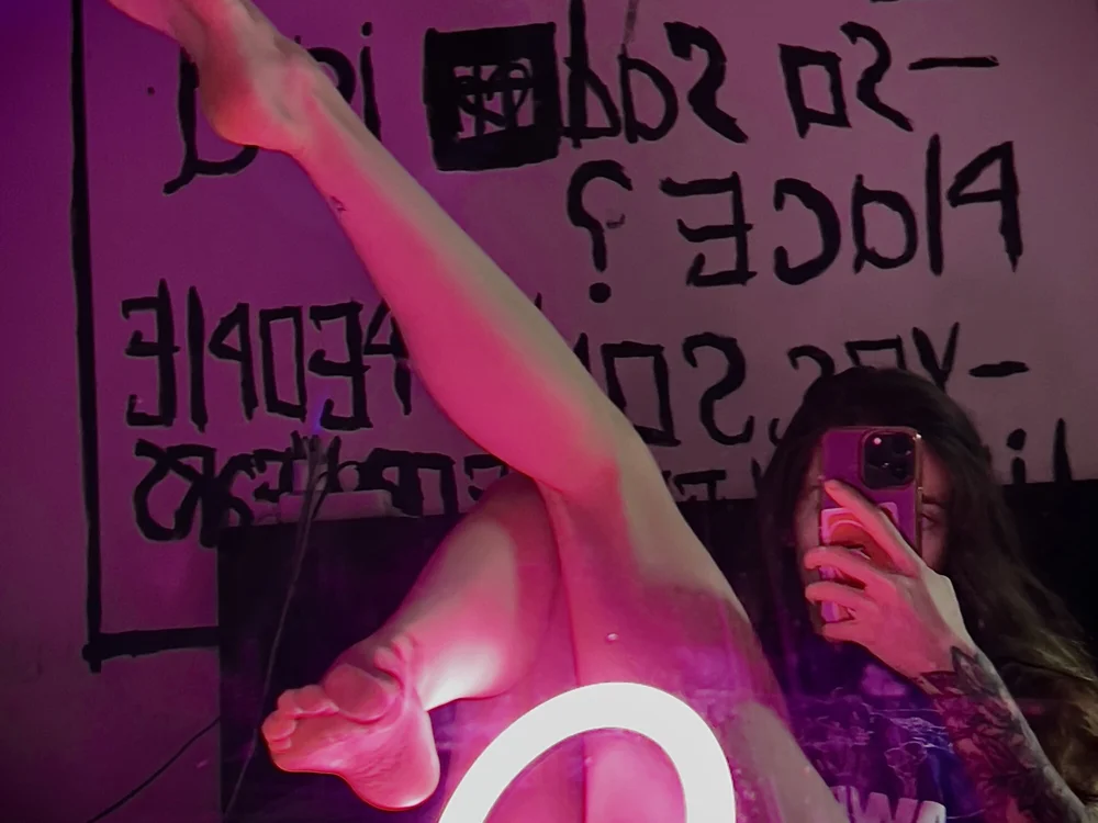 CaseyCrystall's Offline XXX Chat