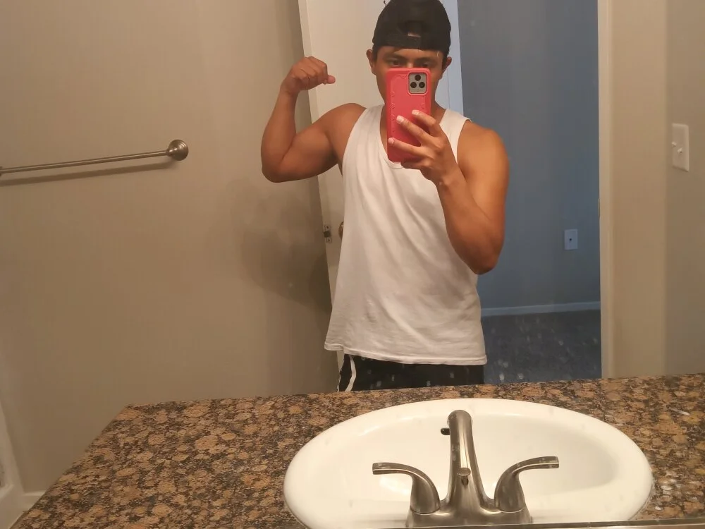 laloly0808のオフラインXXXチャット