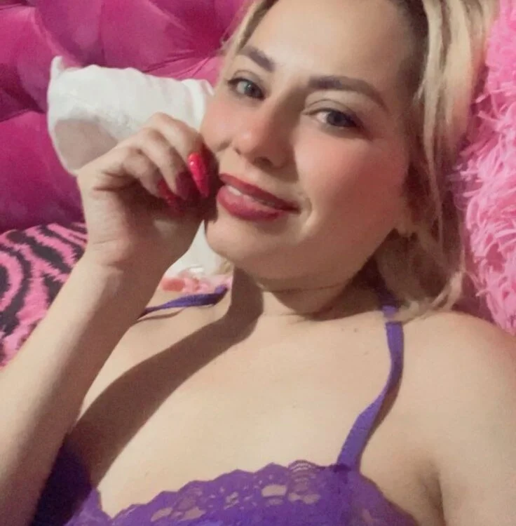 Mona139206n Offline XXX chat