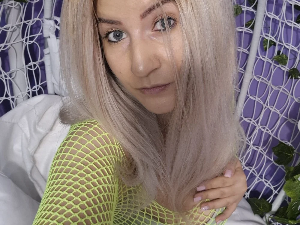 TRISSIRIS' Offline Chat Room