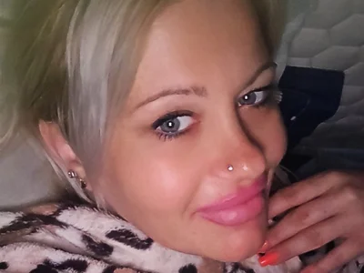 Brenda121 - Girl 