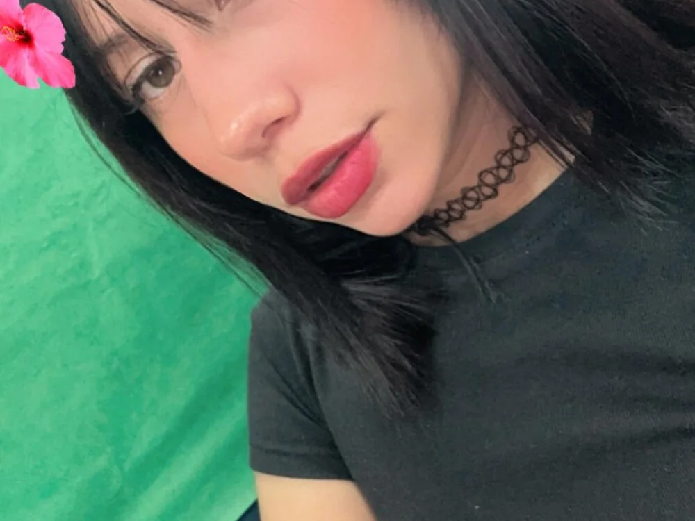 LiaMoonn_のオフラインXXXチャット