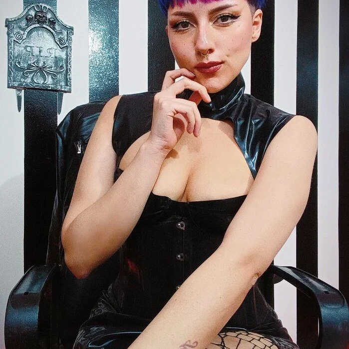 Czat XXX offline – Mistress_Yelena