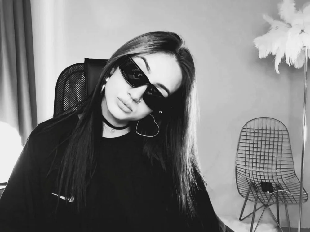 Chat +18 off-line de olivianorton