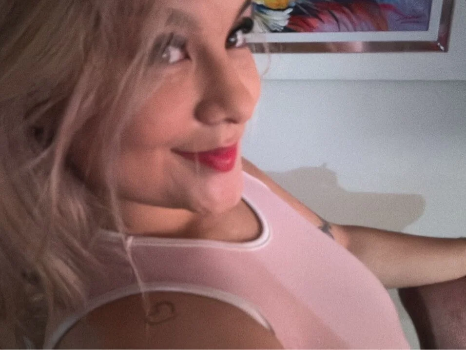 Valeriaa_21 offline XXX-chat