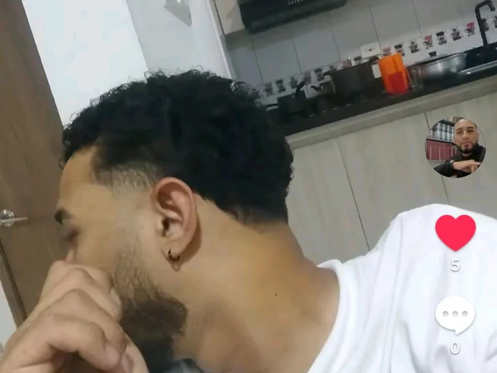 Offline XXX chat Dberrio