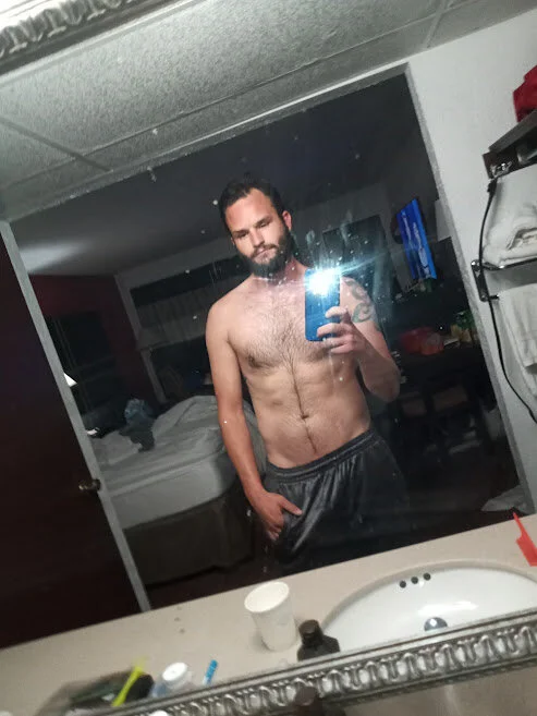 kinglyons450's Offline Chat Room