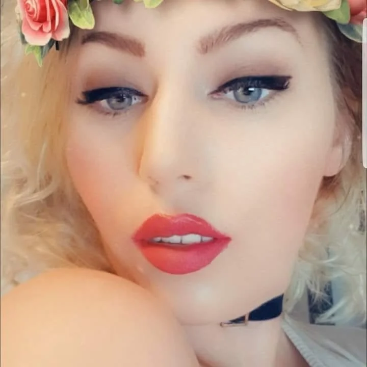 Offline chatovací místnost SensualMoonn