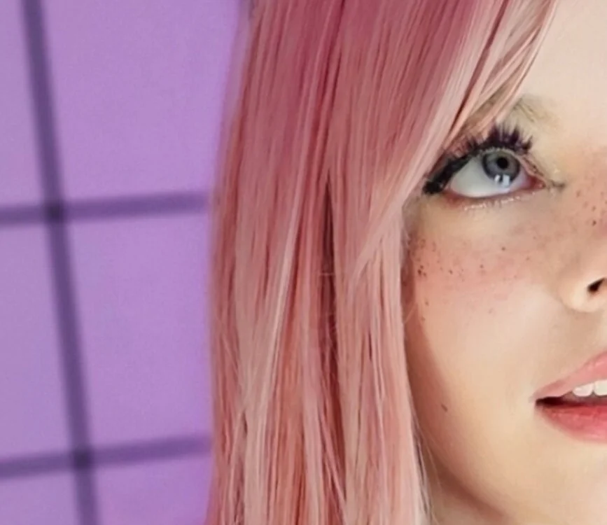 Rainy_stormm's Offline XXX Chat