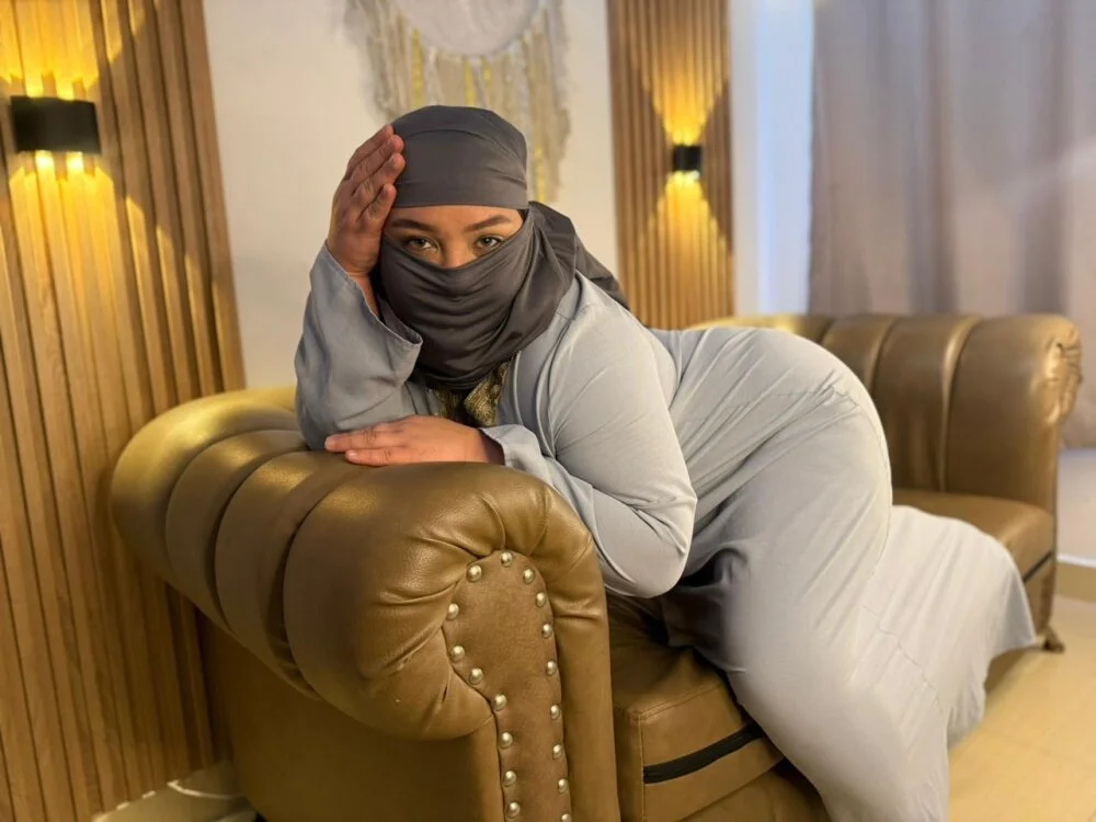 oksaana_arabic's Offline XXX Chat