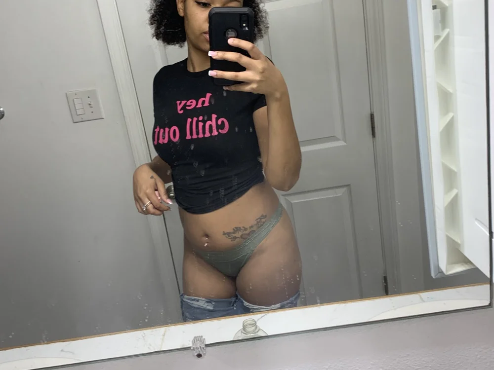 Collegecreamerr_K2002 offline chatrum