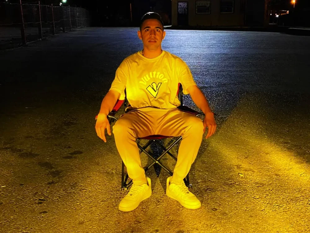 Rofenizmir35 Adlı Modelin Çevrimdışı XXX Sohbeti