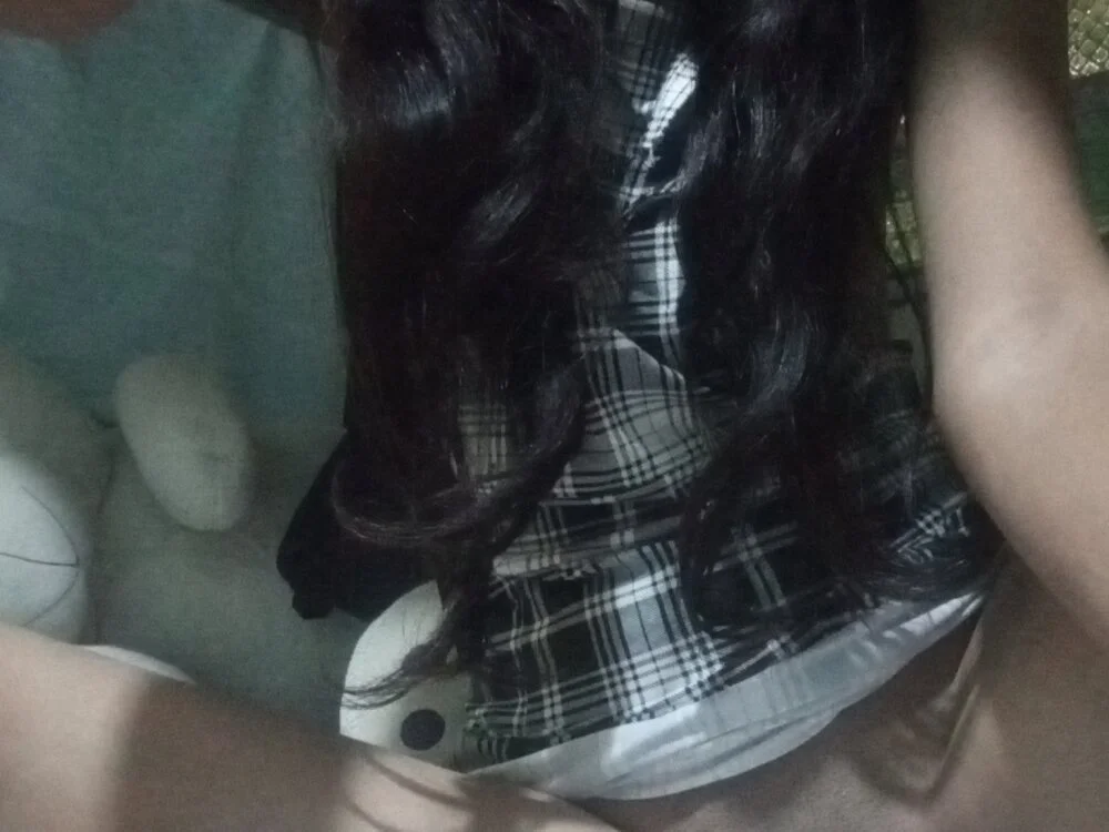 famousfox-69 Chat XXX Ngoại tuyến