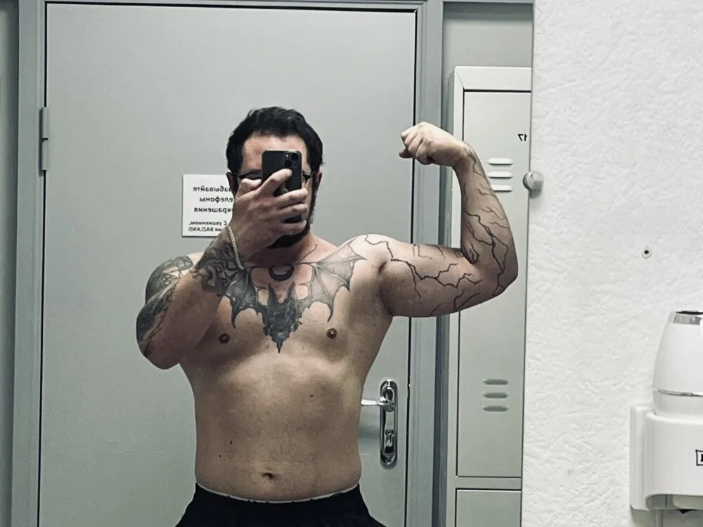 CalvinBrahx Chat XXX offline