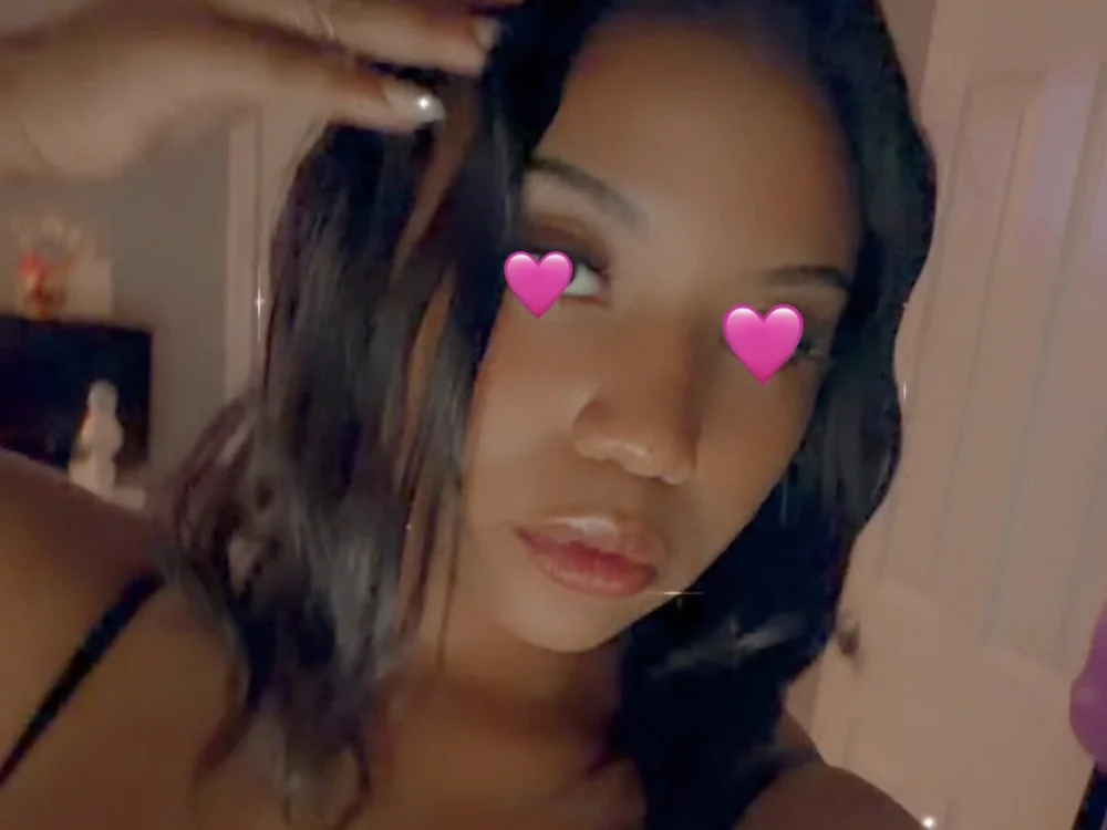 skyeisbae's Offline XXX Chat