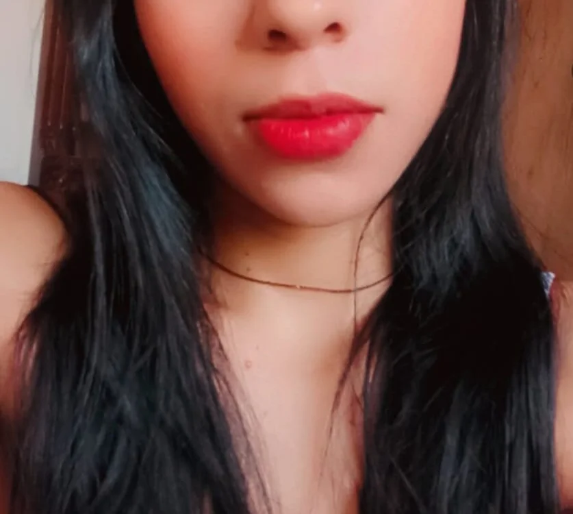 honny_23 Adlı Modelin Çevrimdışı XXX Sohbeti