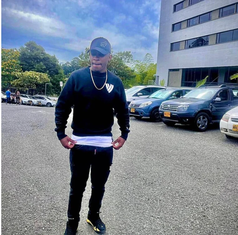 mixter_billy cam model