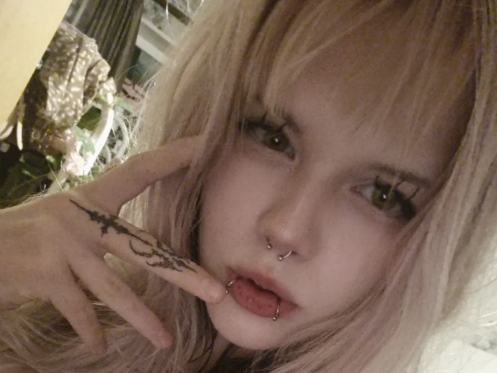 Offline XXX chat VitaMorphosis