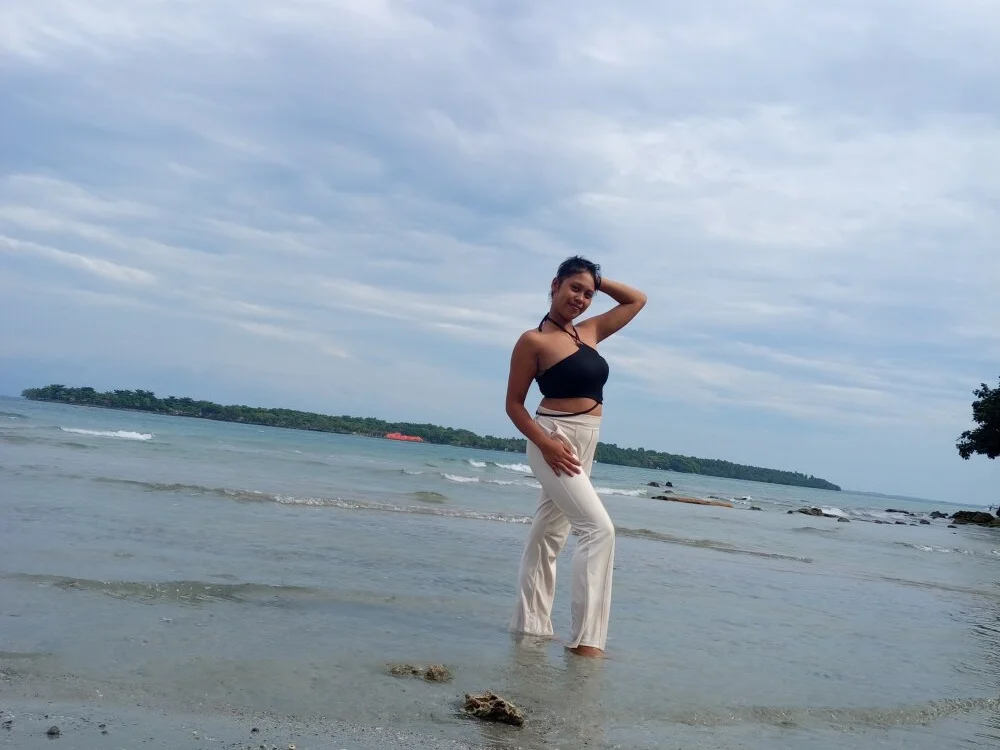 Chat +18 off-line de UrSweetAsianLady_02