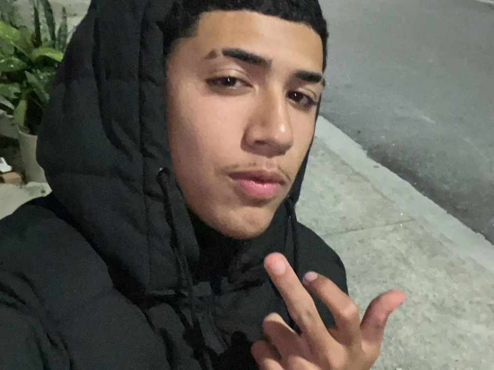 cadu668 Offline XXX Chat