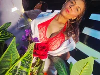 MirandaCeleste 现场XXX聊天