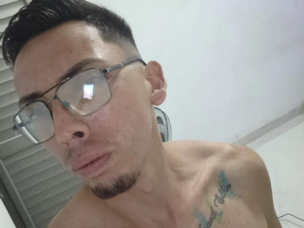 Danielmpyffrfgjvdshuvfrj Chat XXX offline