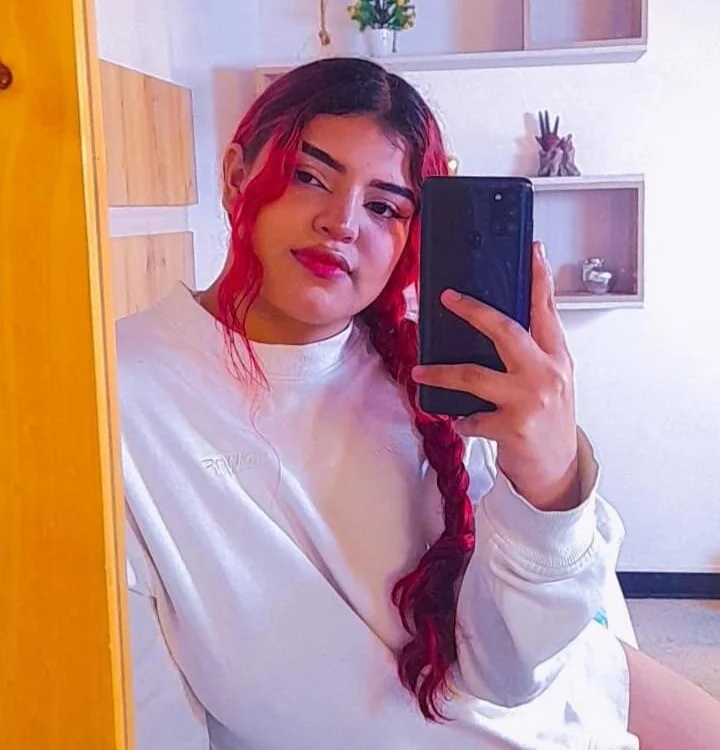 Jennie_Rosee's Offline XXX Chat