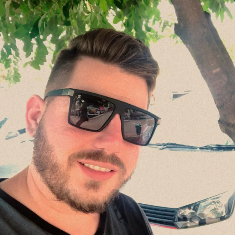 Bryangordin Offline XXX-chat