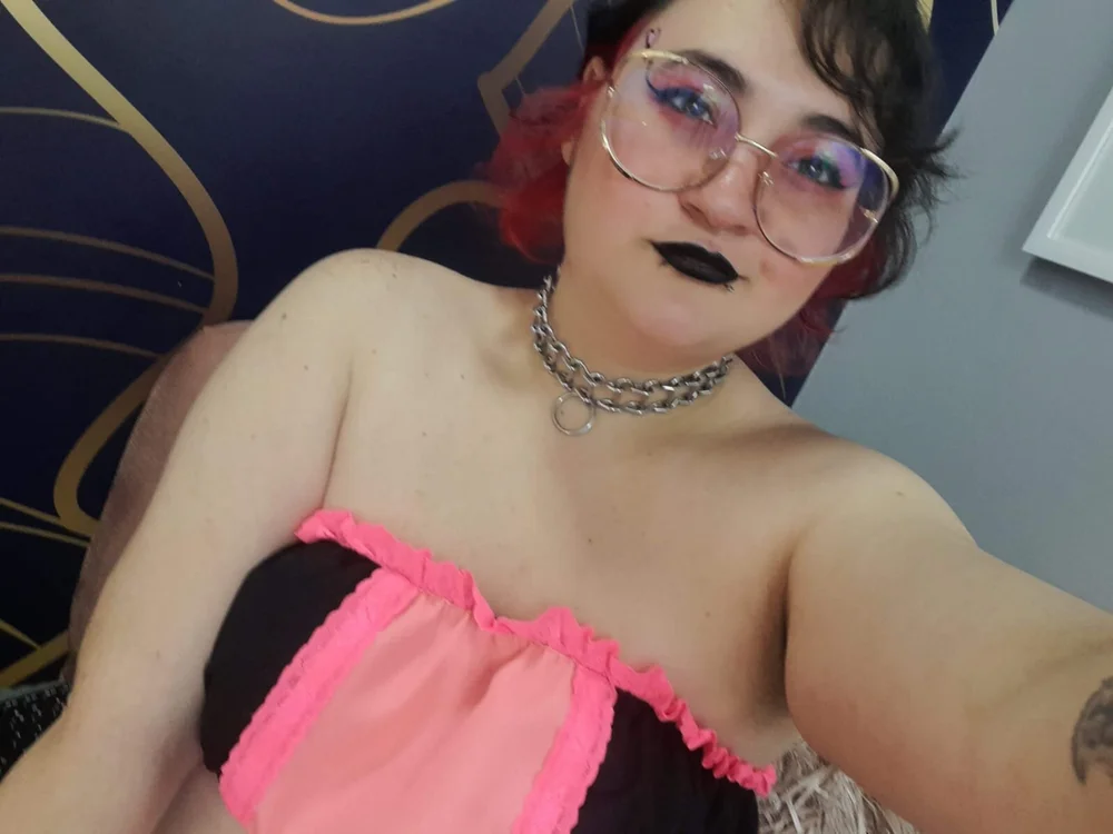 Spookycat_'s Offline XXX Chat