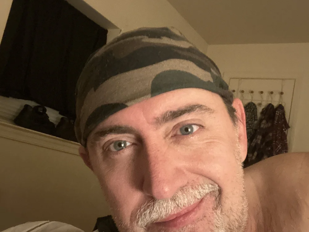 redneckdadnboy's Offline Chat Room