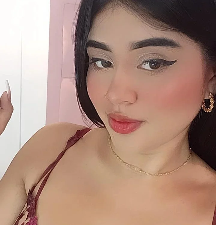 Nara_Bloom offline XXX-chat