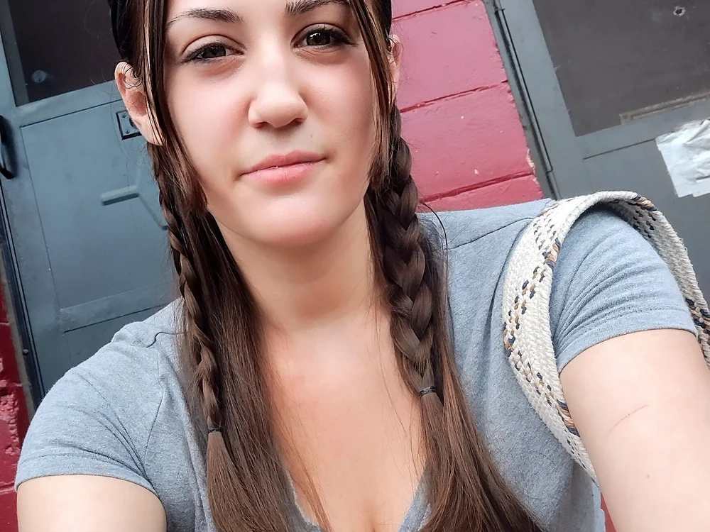 LaylaSkye's Offline Chat Room