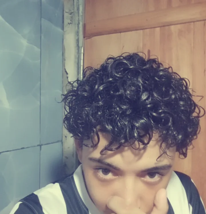 isac_pauzudo's Offline XXX Chat