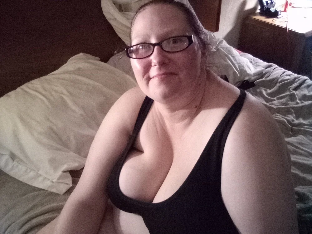 bbwlove61684's Offline Chat Room