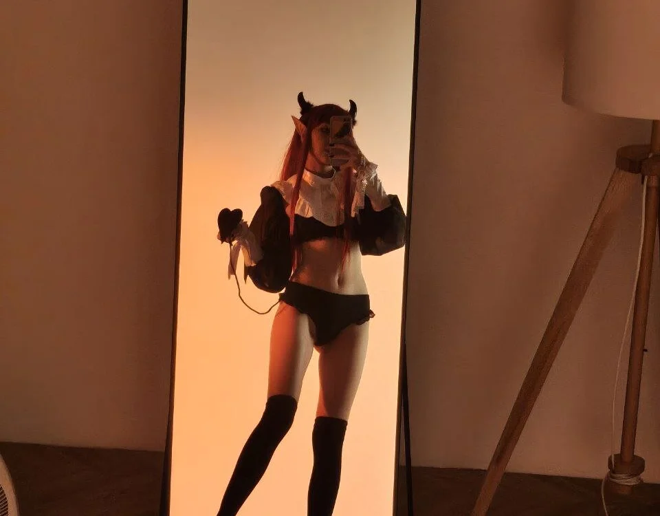 Mia_Meowkiss' Offline XXX Chat