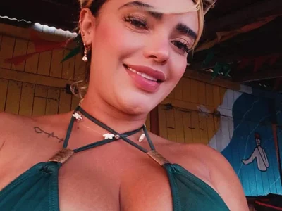 nia_collinss_ profile