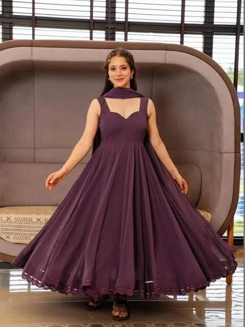 deepu_tamil Adlı Modelin Çevrimdışı Sohbet Odası