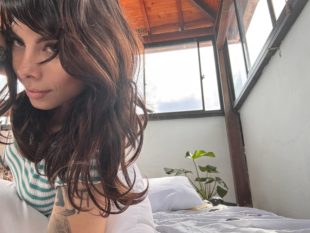 Isalove99 Offline XXX-Chat