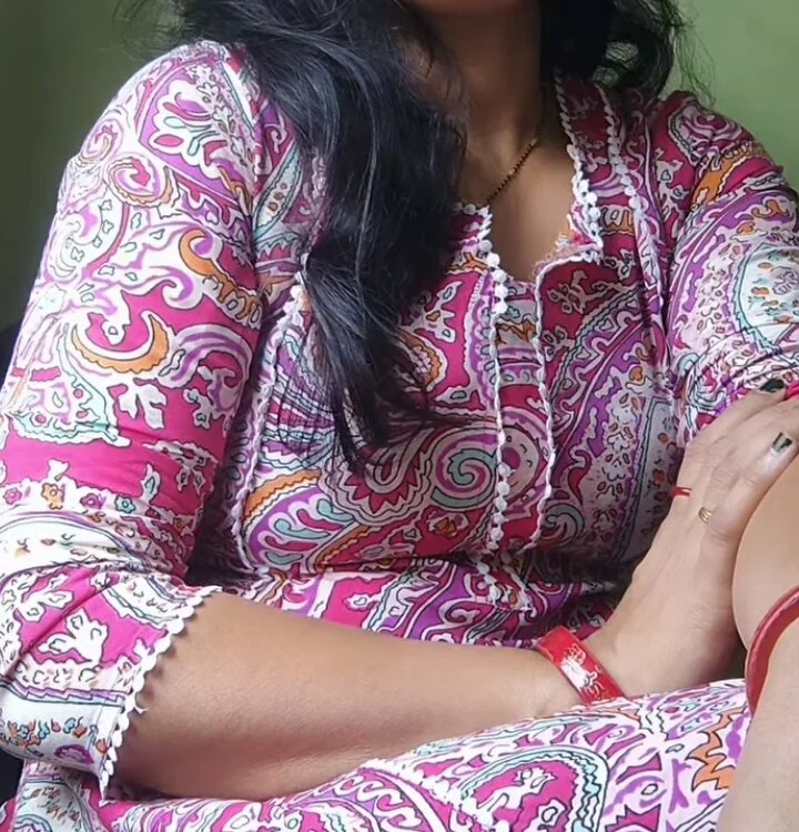 Indian-Divya's most recent online preview