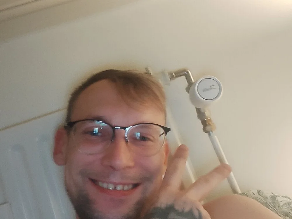 GaryJohnson79 Offline XXX-chat