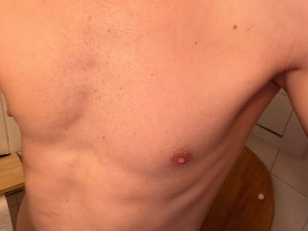 Baddii89 Offline XXX-Chat