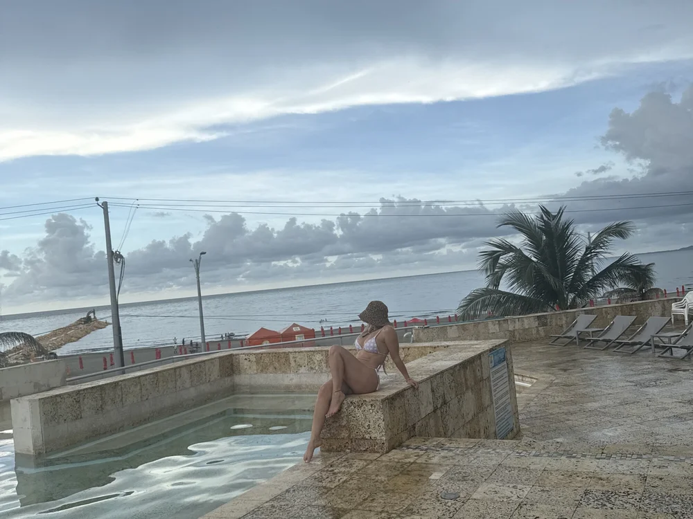 ZOE_MORETT offline chatrum