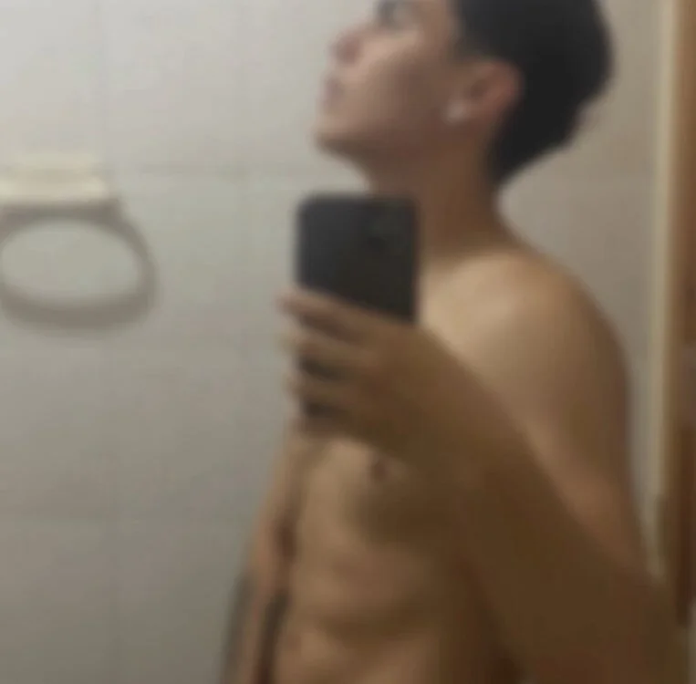 Alex_Noir_ Offline XXX-chat