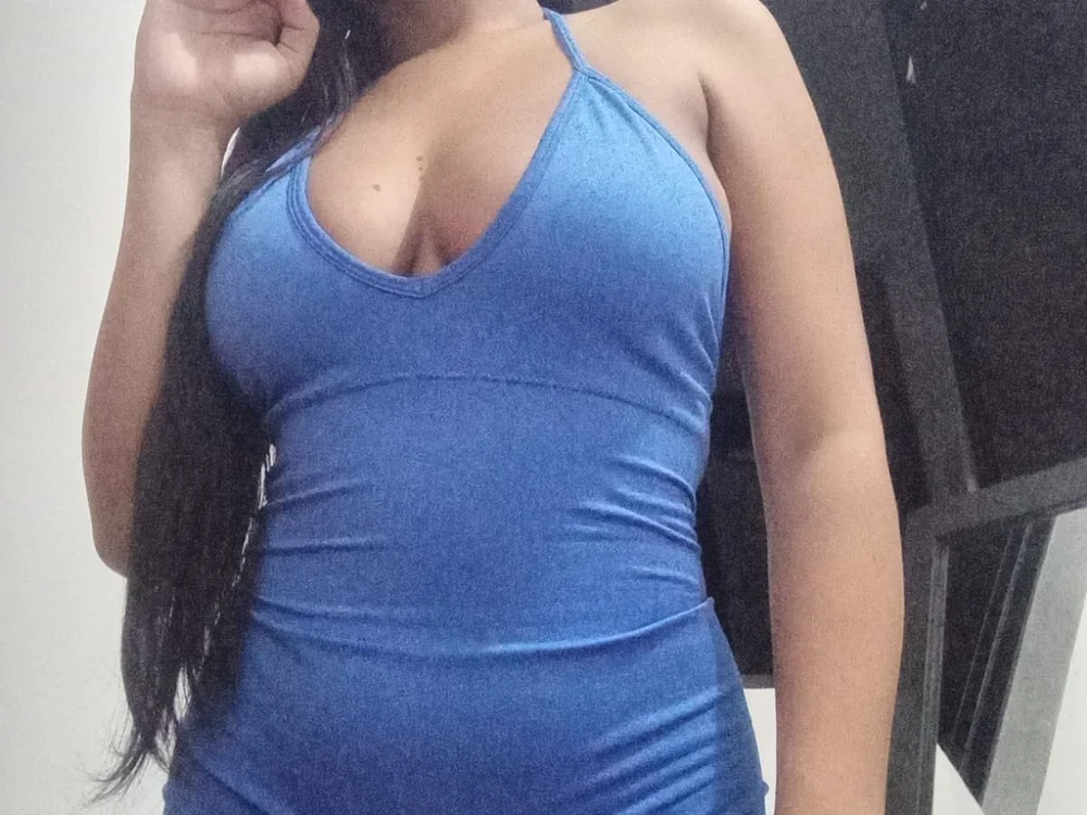 Zhoe_Hot's Offline XXX Chat