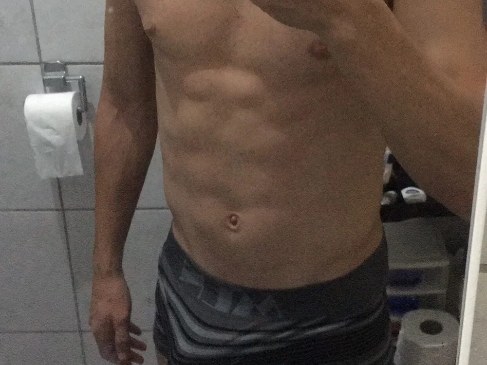 AtletaPauGrossao's most recent online preview