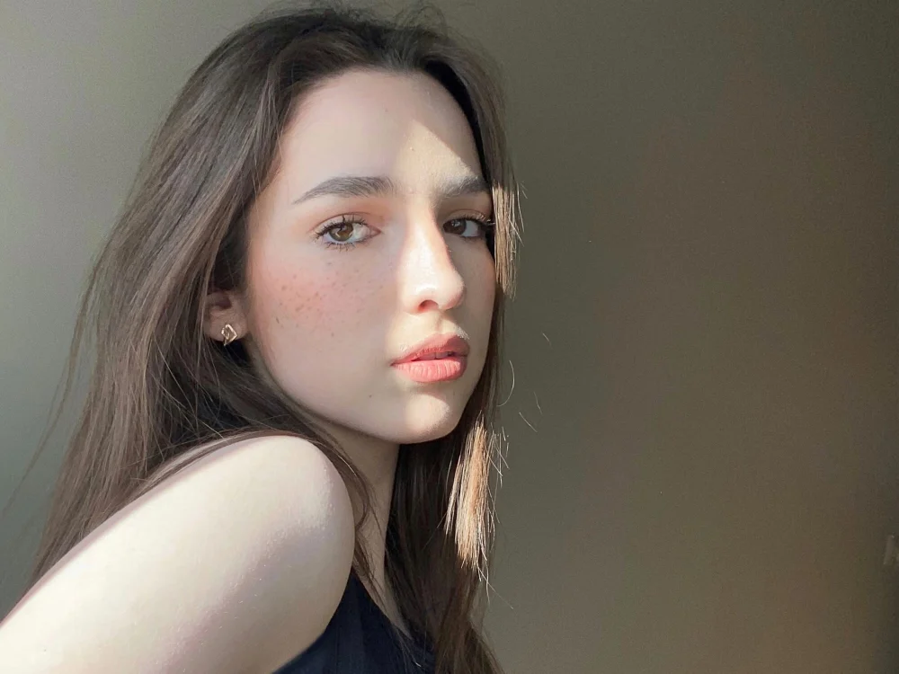 BereniceClack offline chatrum