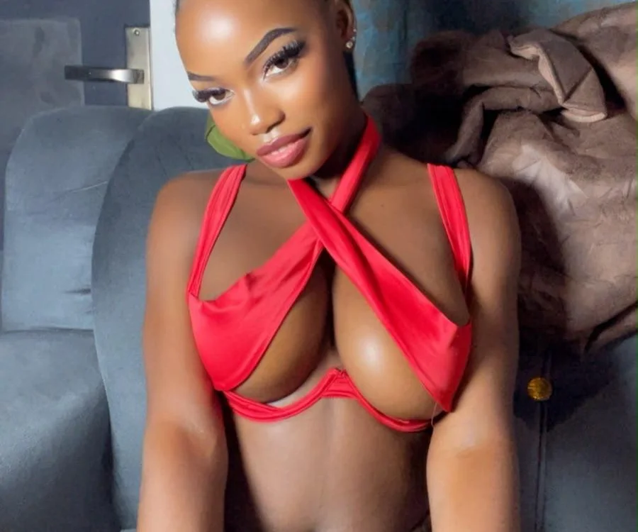 Ebony-Diva Chat XXX Ngoại tuyến